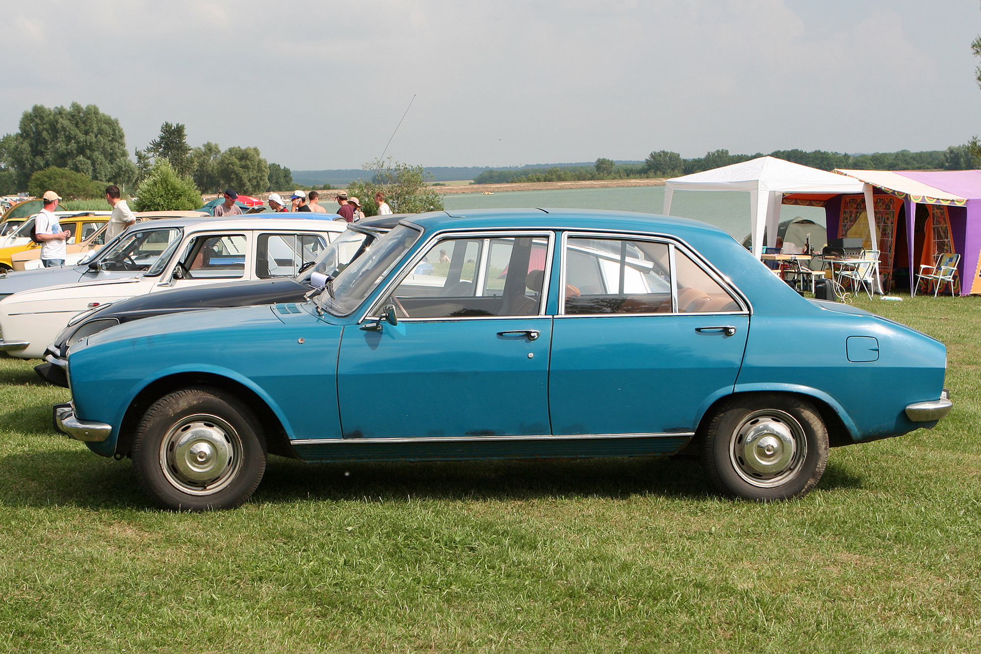 Peugeot 504