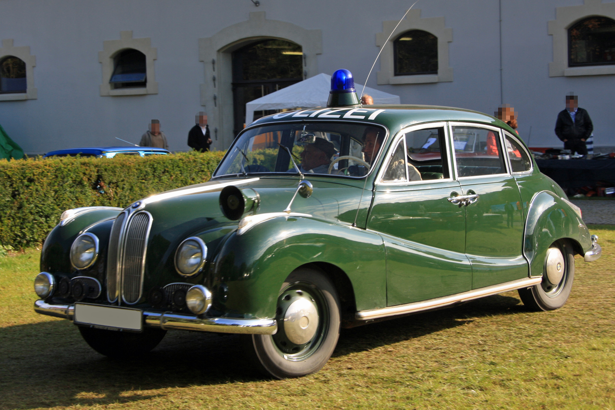 BMW 501