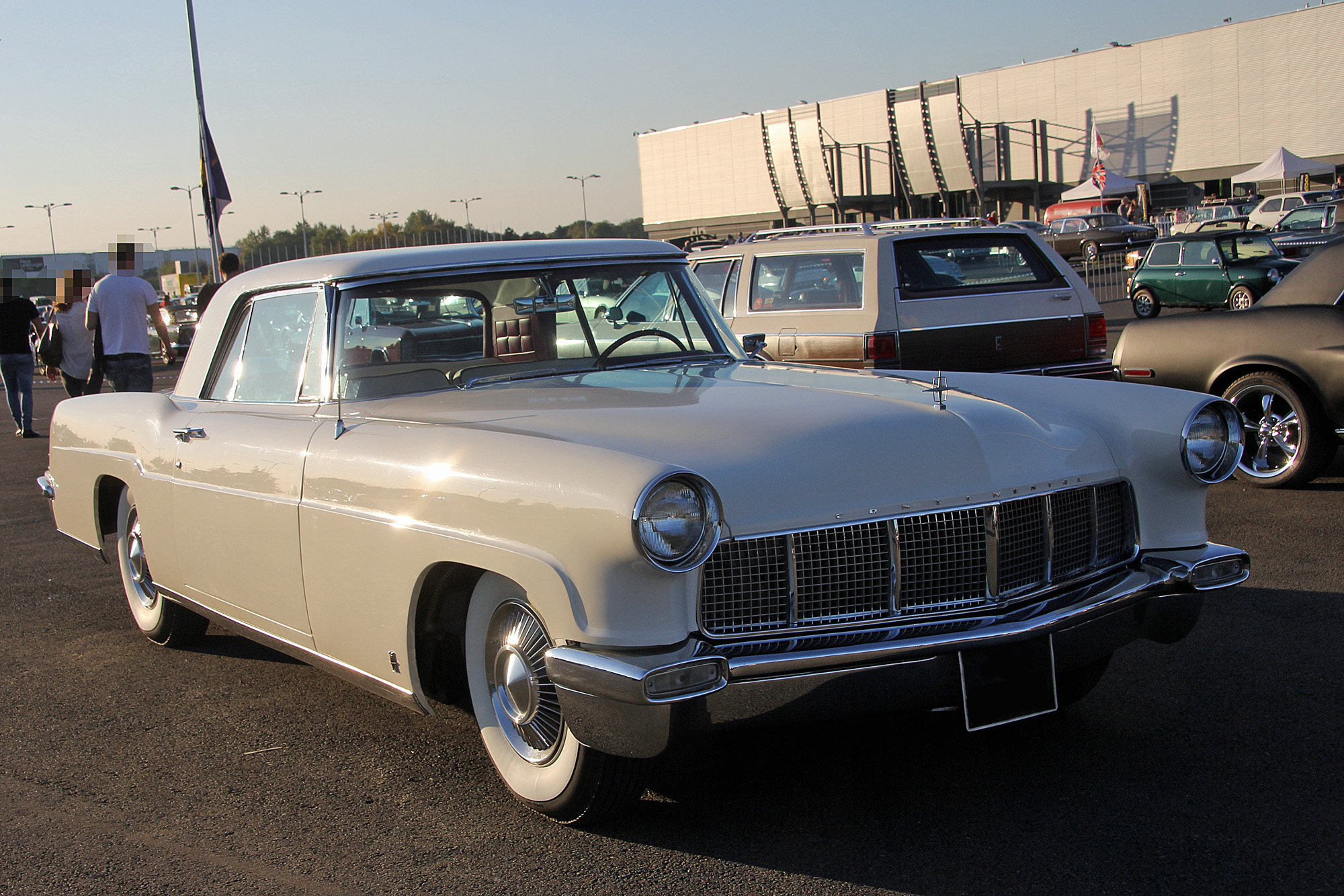 Lincoln Continental mk2