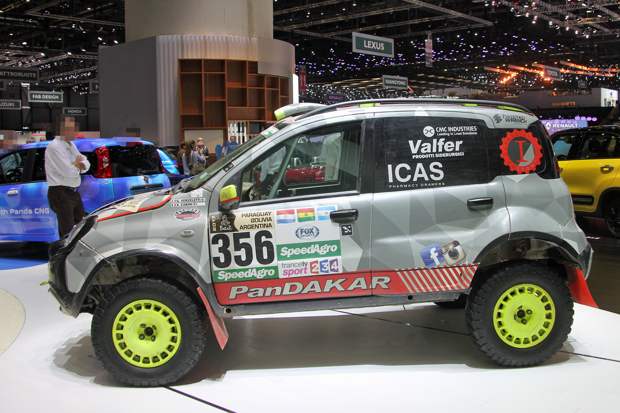 Fiat Panda Dakar 2017