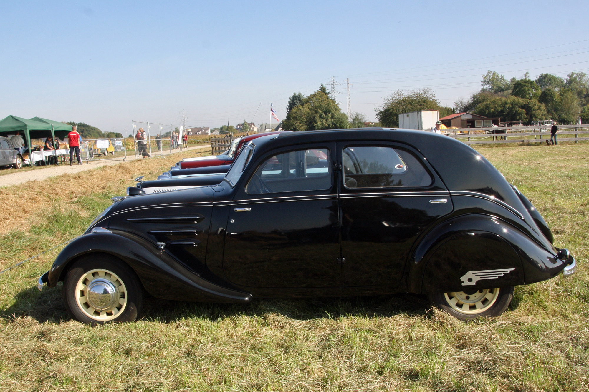 Peugeot 402