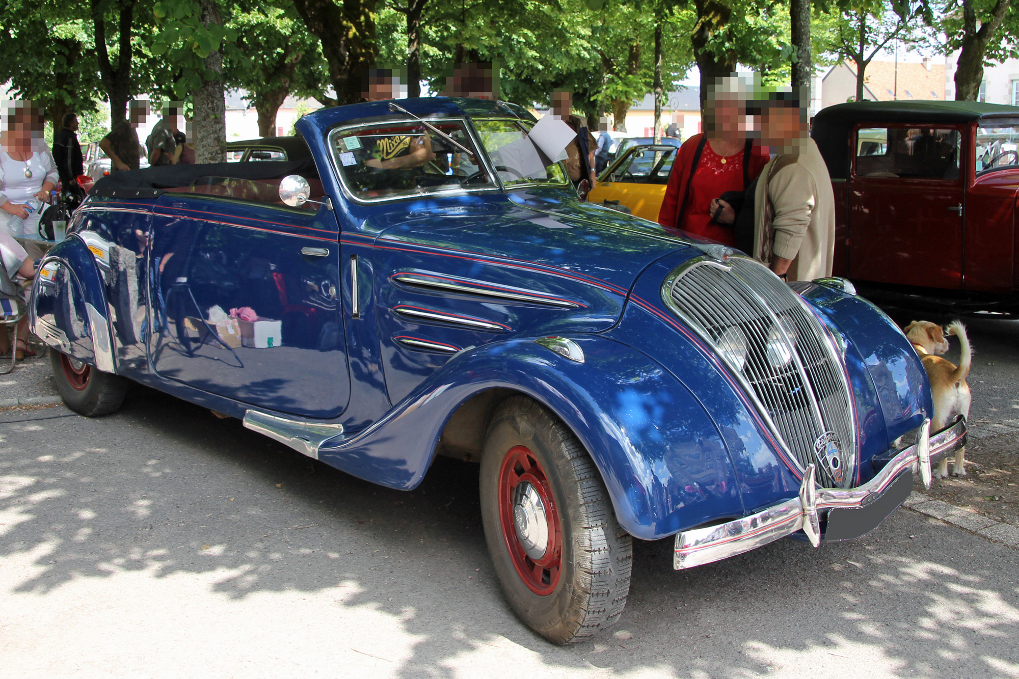 Peugeot 402