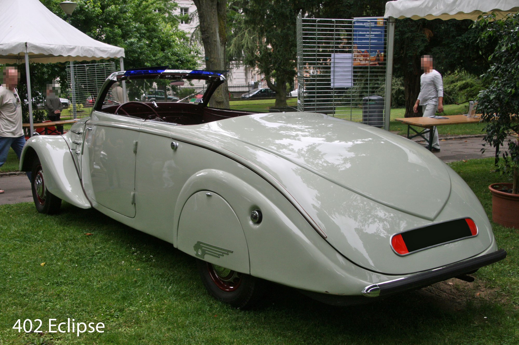 Peugeot 402