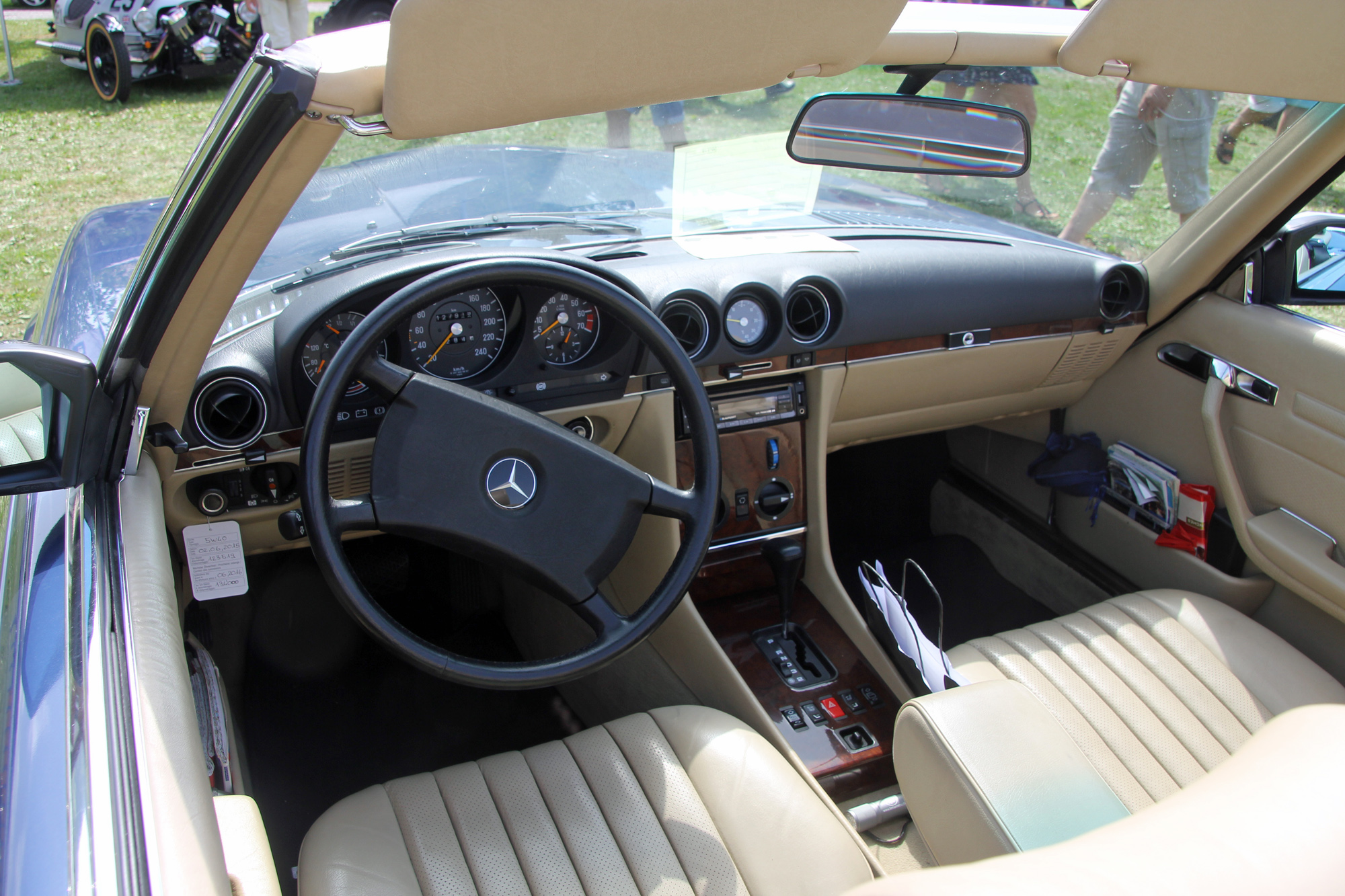 Mercedes-Benz SL R107