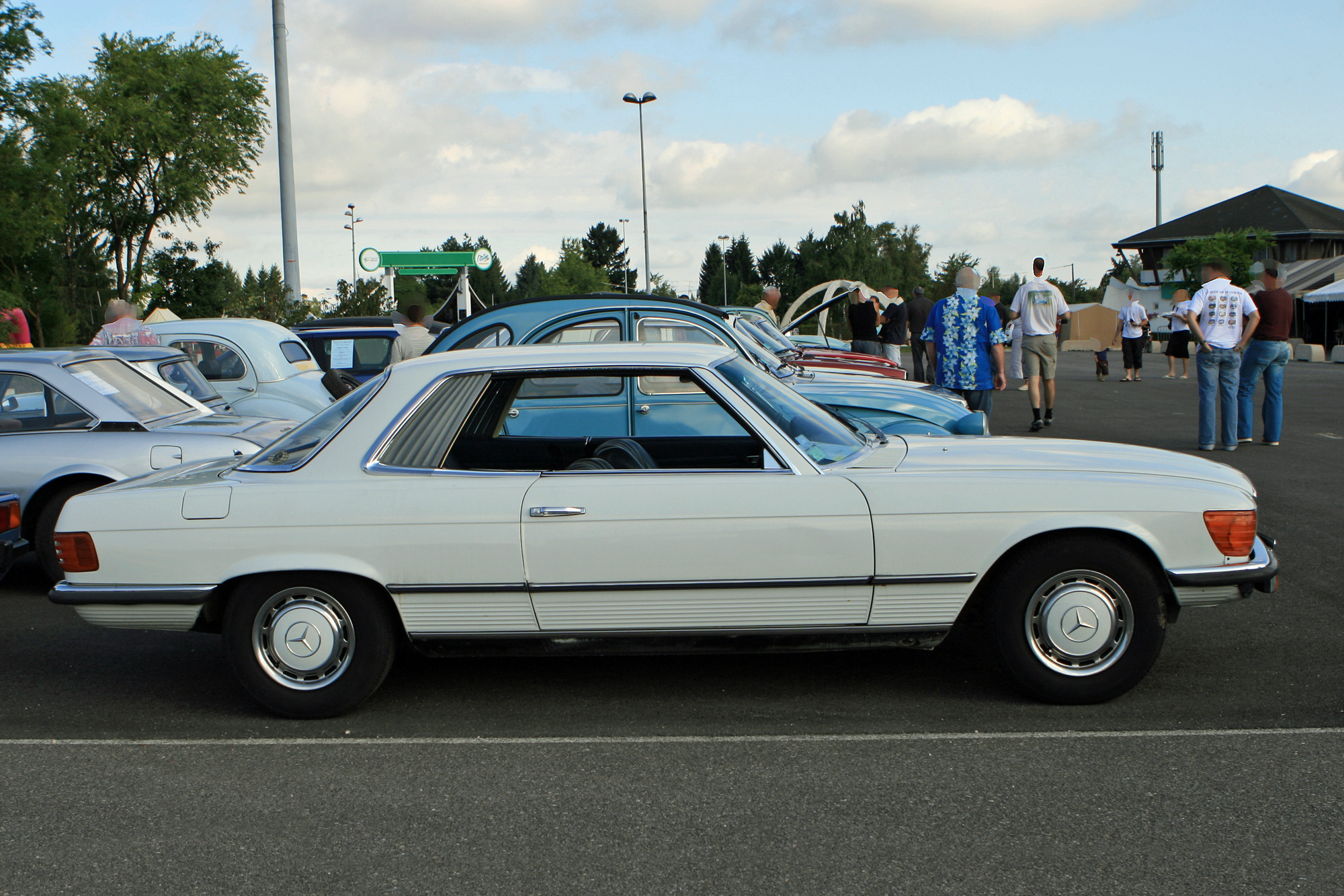 Mercedes-Benz SL R107