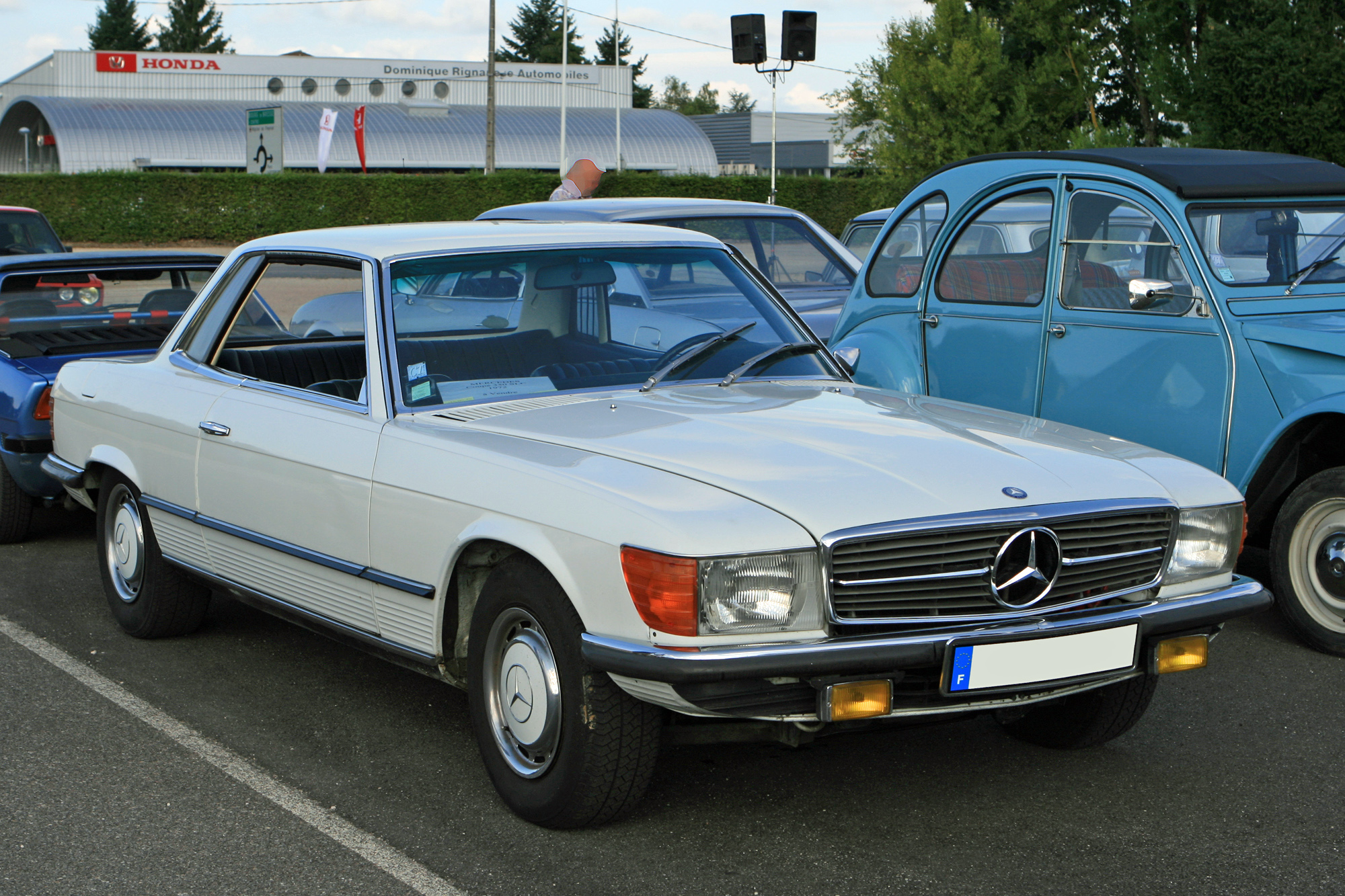 Mercedes-Benz SL R107