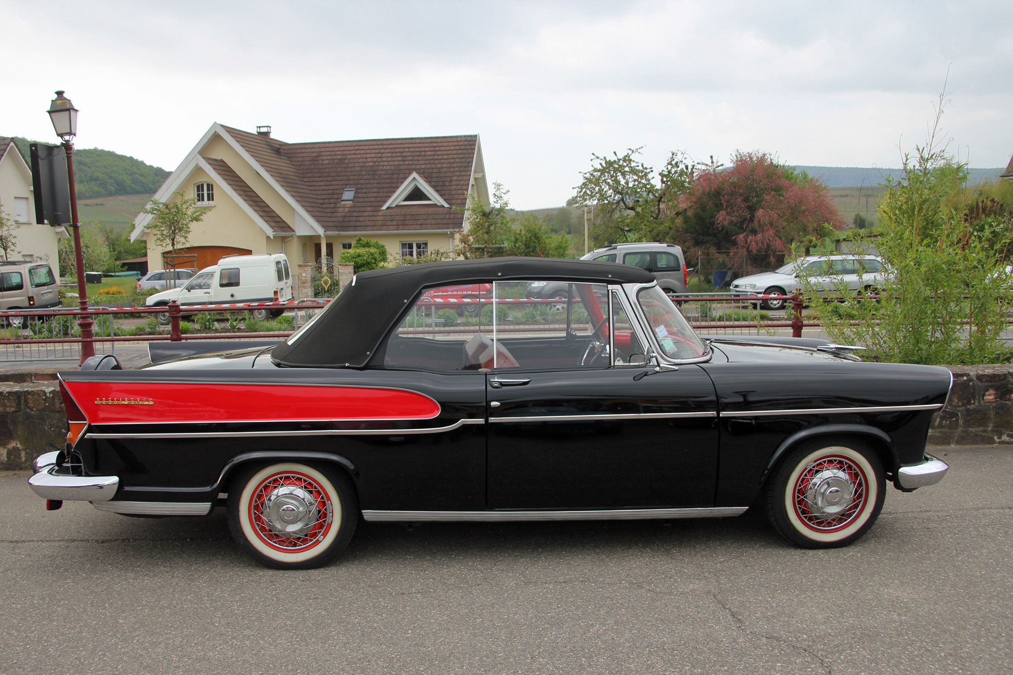 Simca Vedette présidence cabriolet