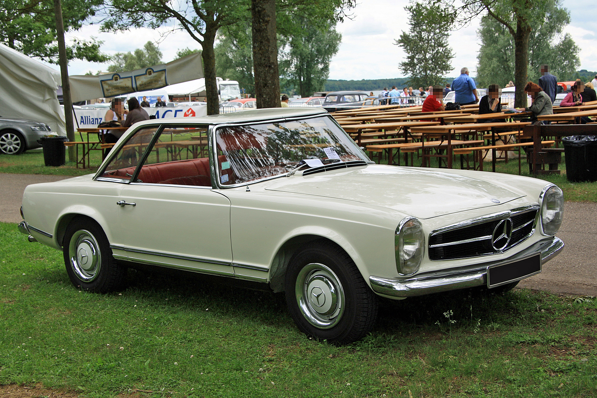 Mercedes-Benz SL W113