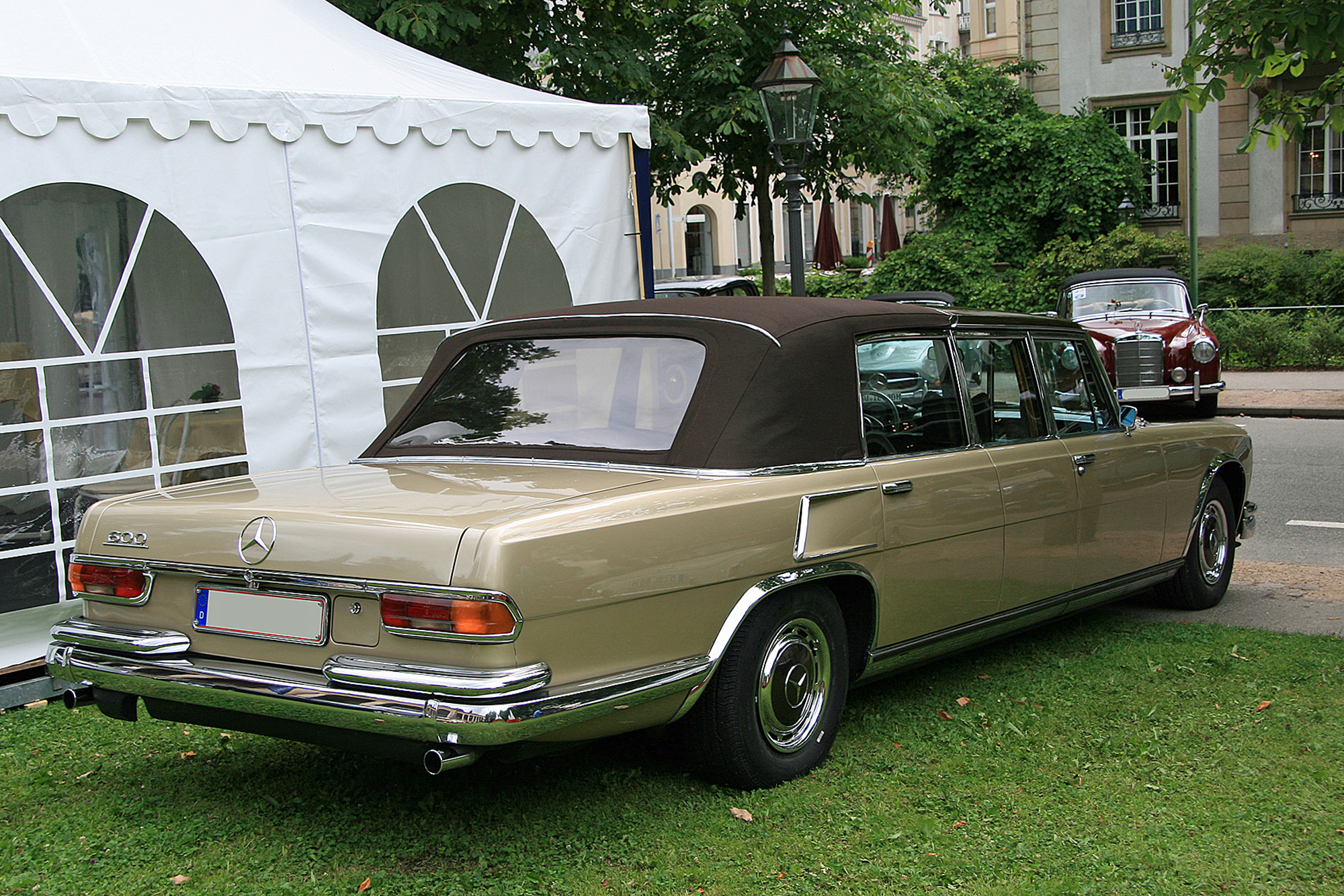 Mercedes-Benz Classe S W100