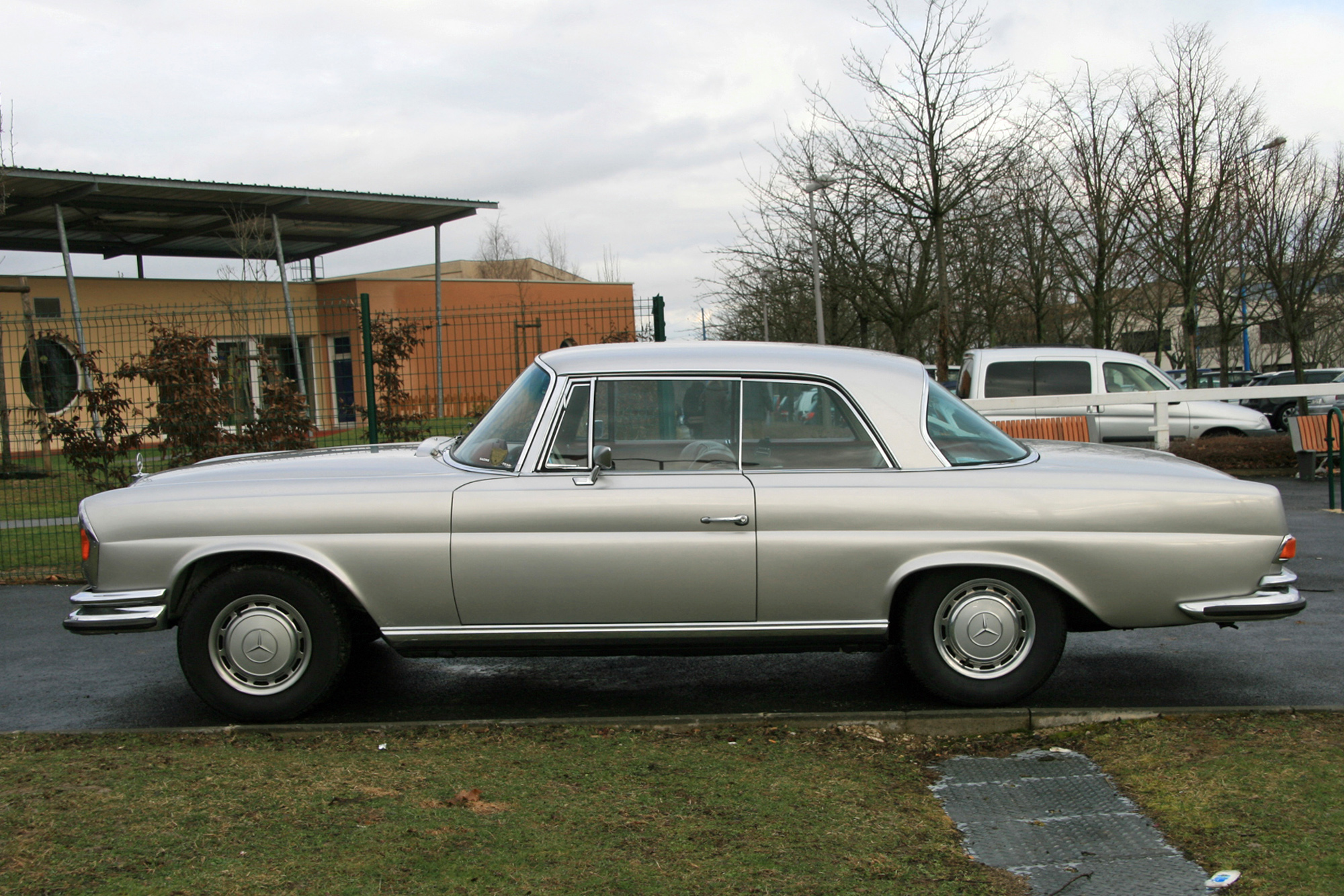 Mercedes-Benz W108