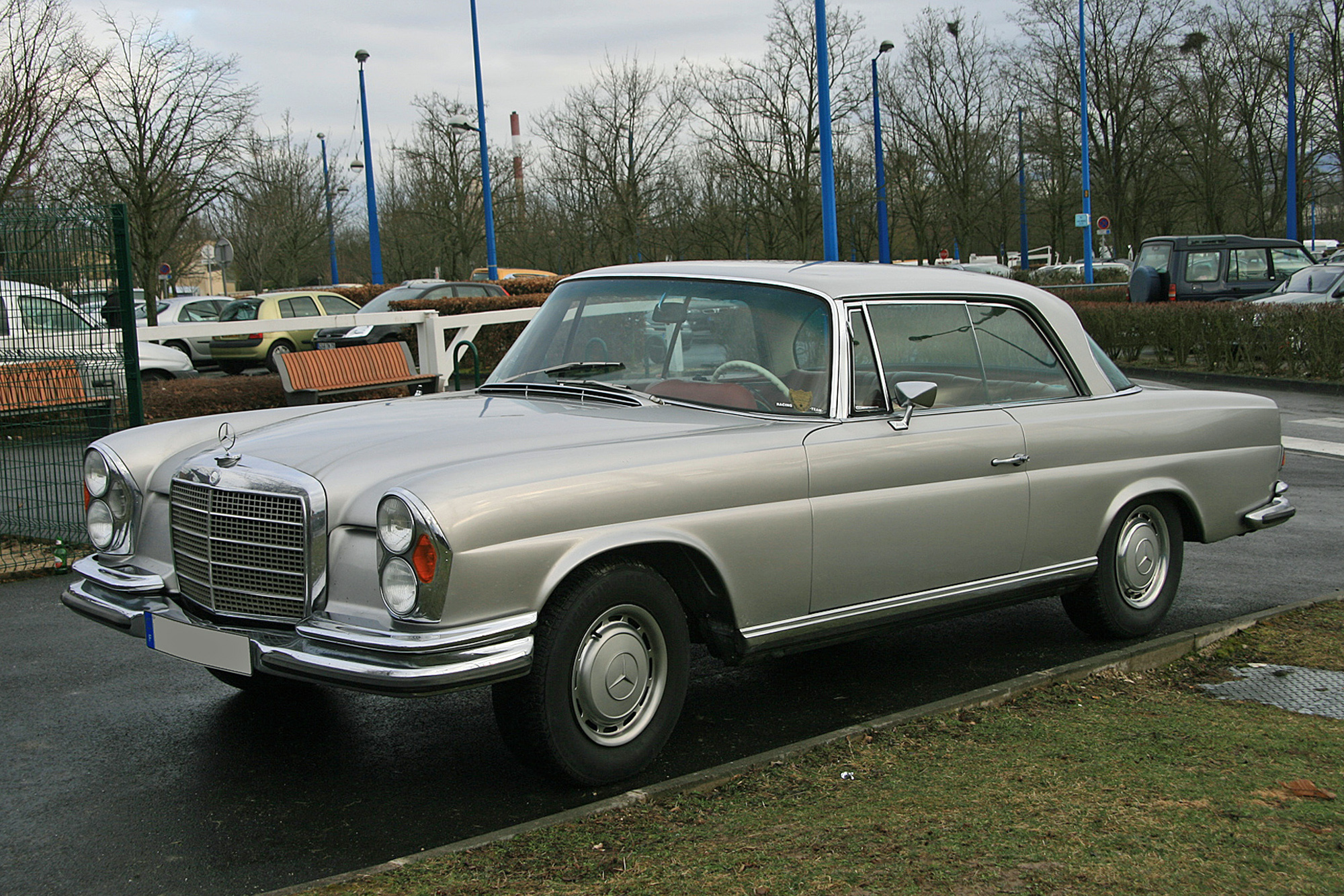 Mercedes-Benz W108