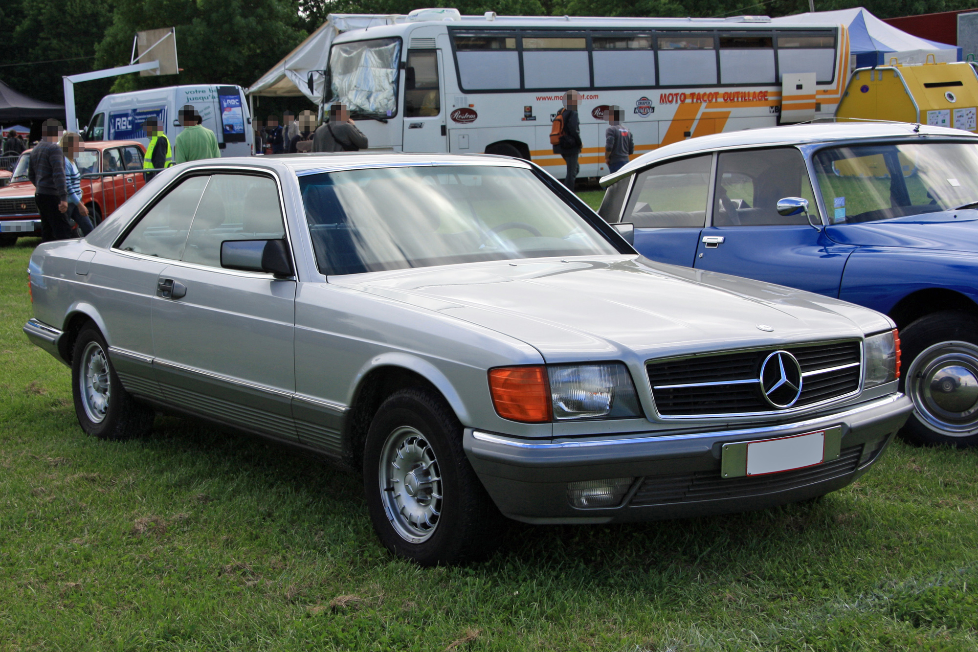 Mercedes-Benz CL C126