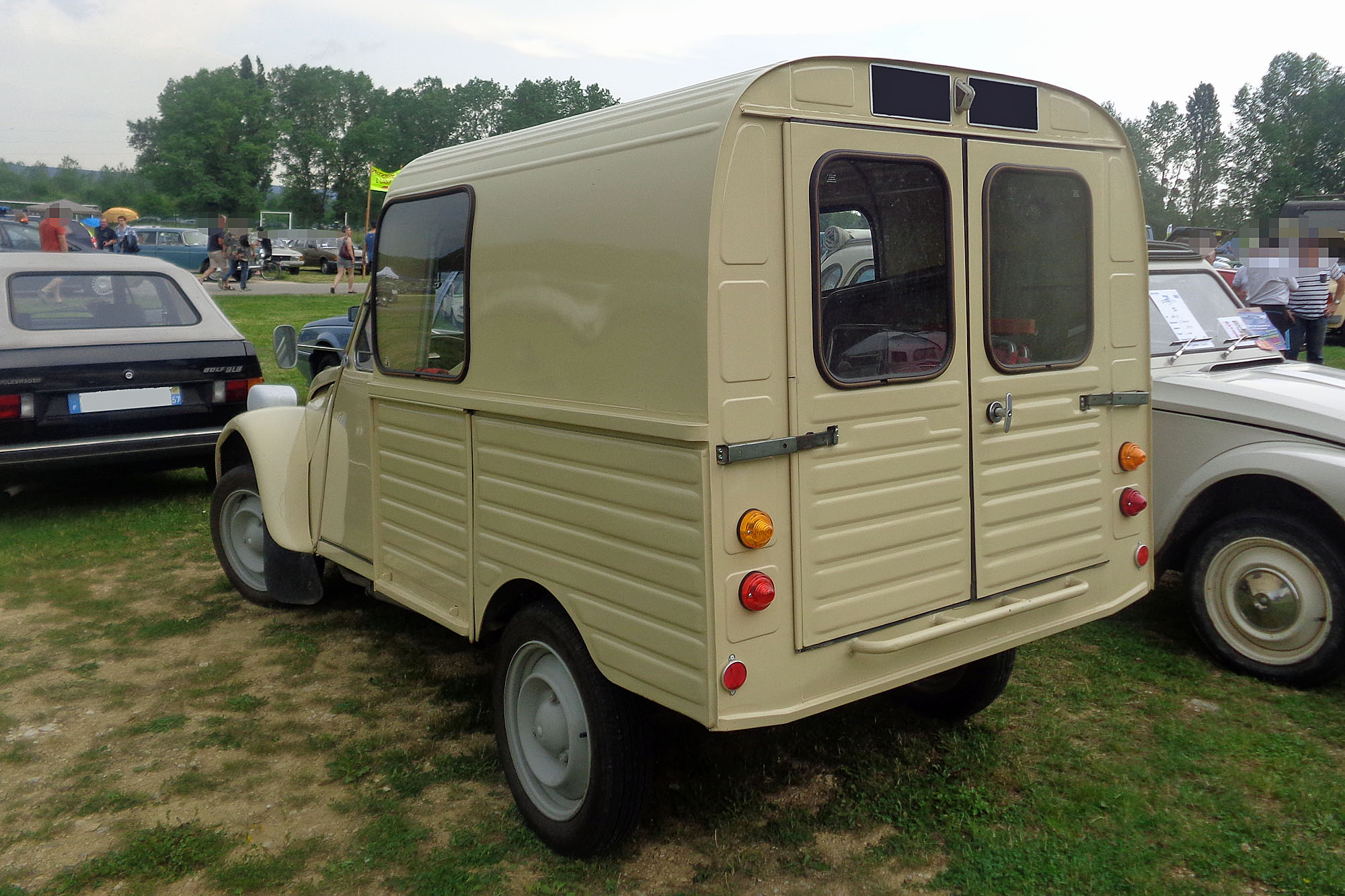 Citroën 2cv AK 400