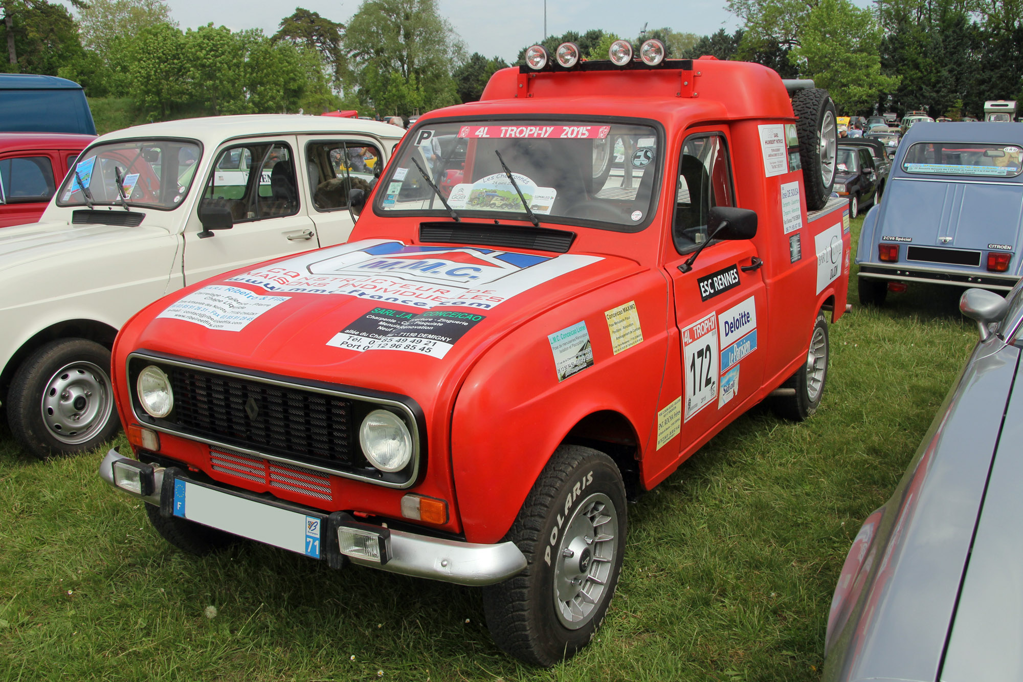 Renault 4 4L trophy 