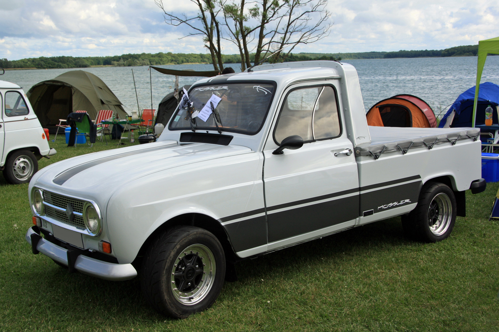 Renault 4 transformée