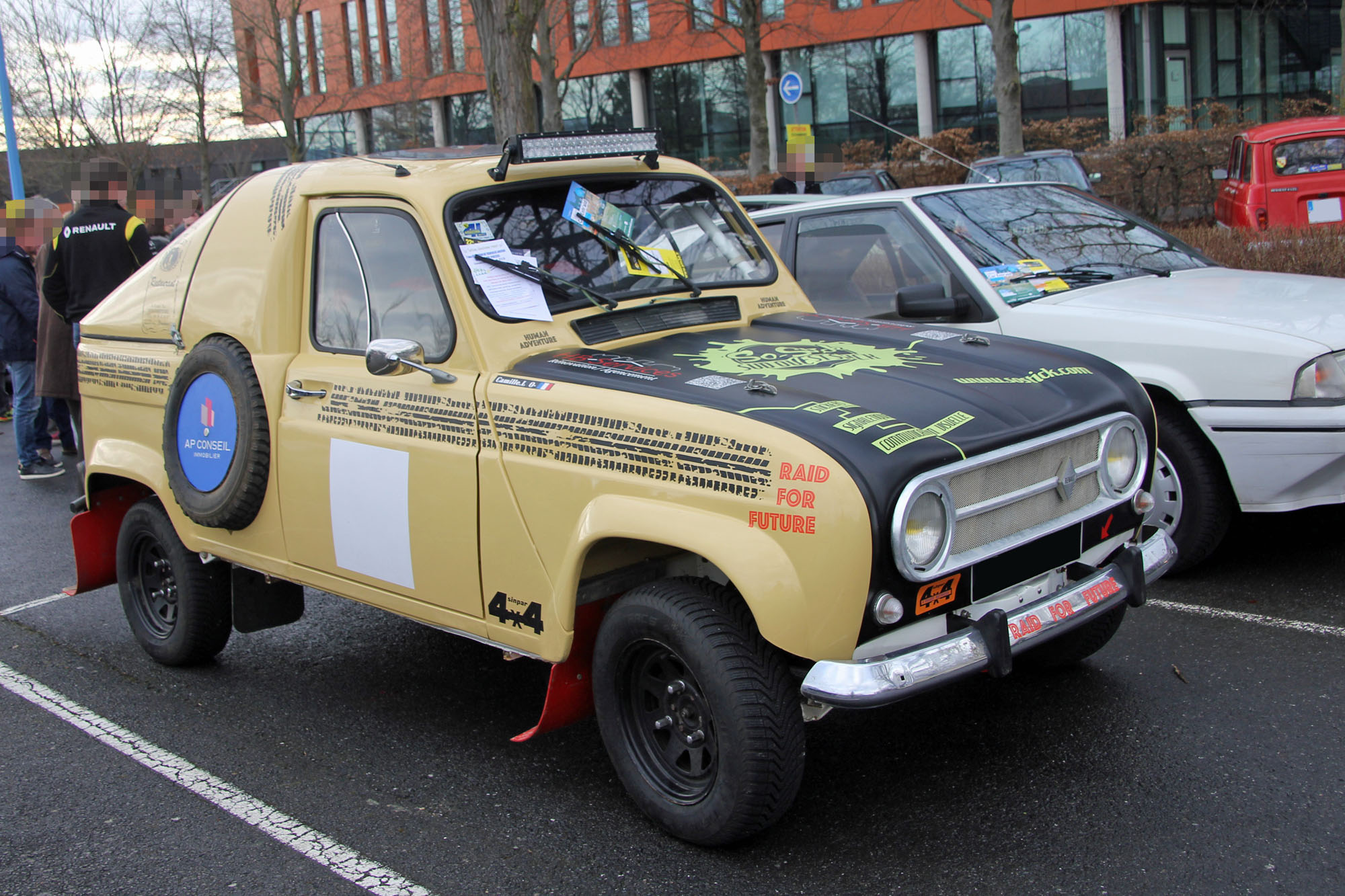 Renault 4 transformée