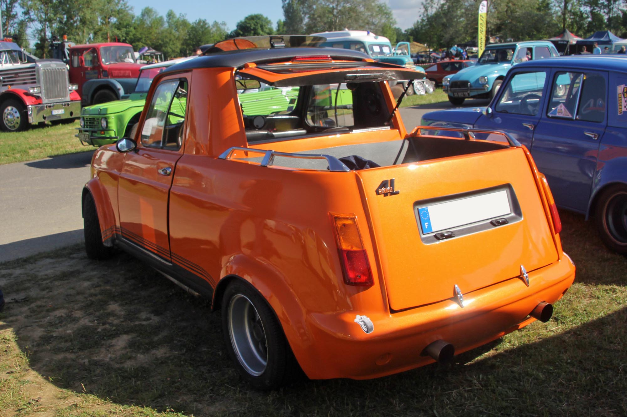 Renault 4 transformée