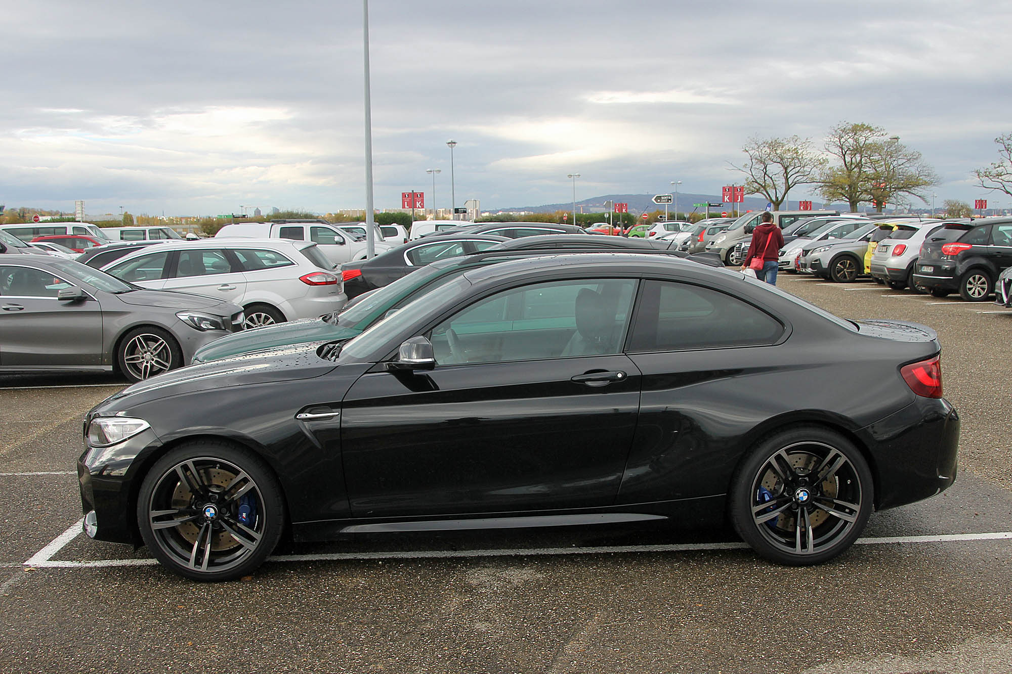 BMW M2 F22