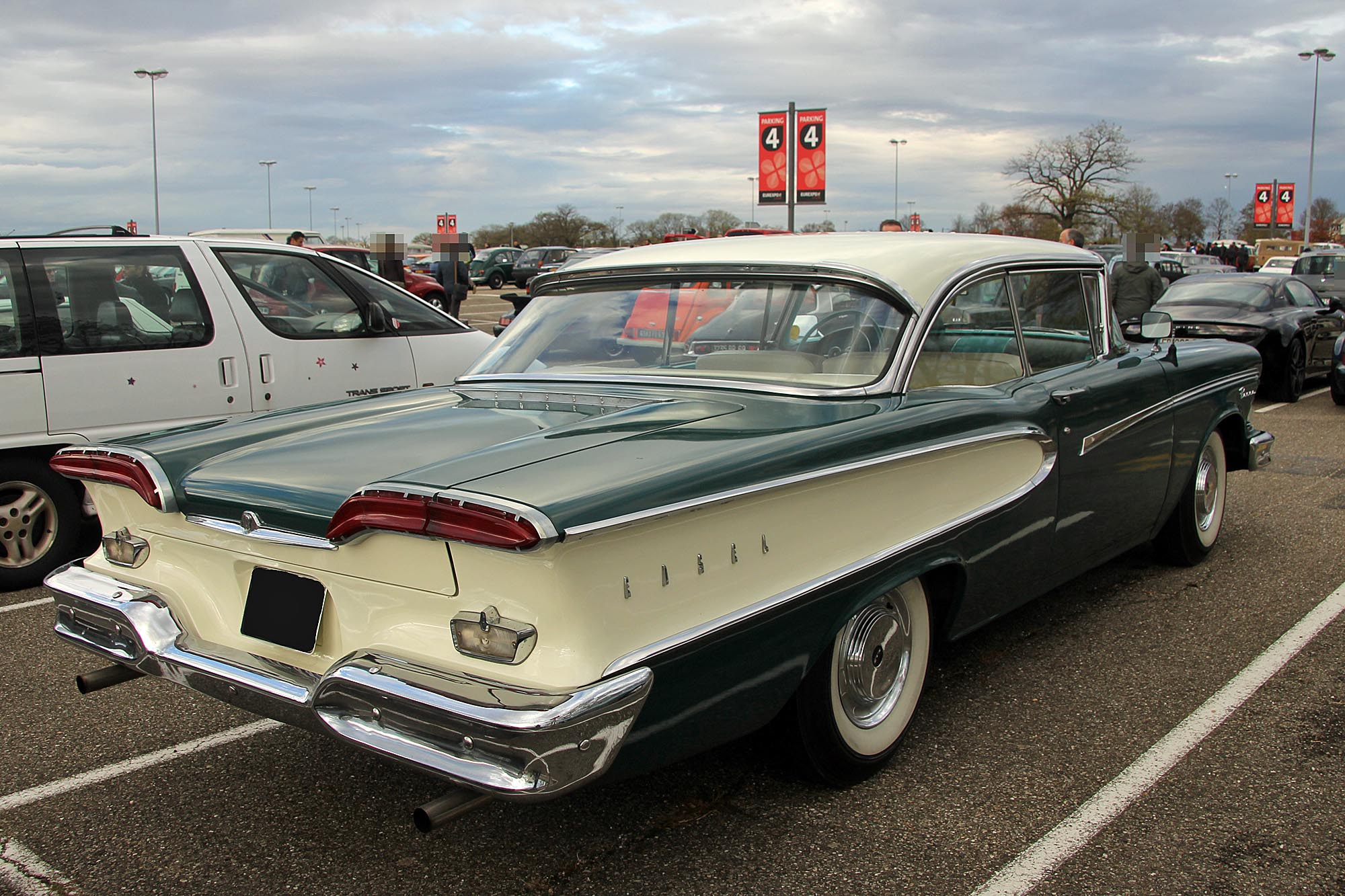 Edsel Pacer