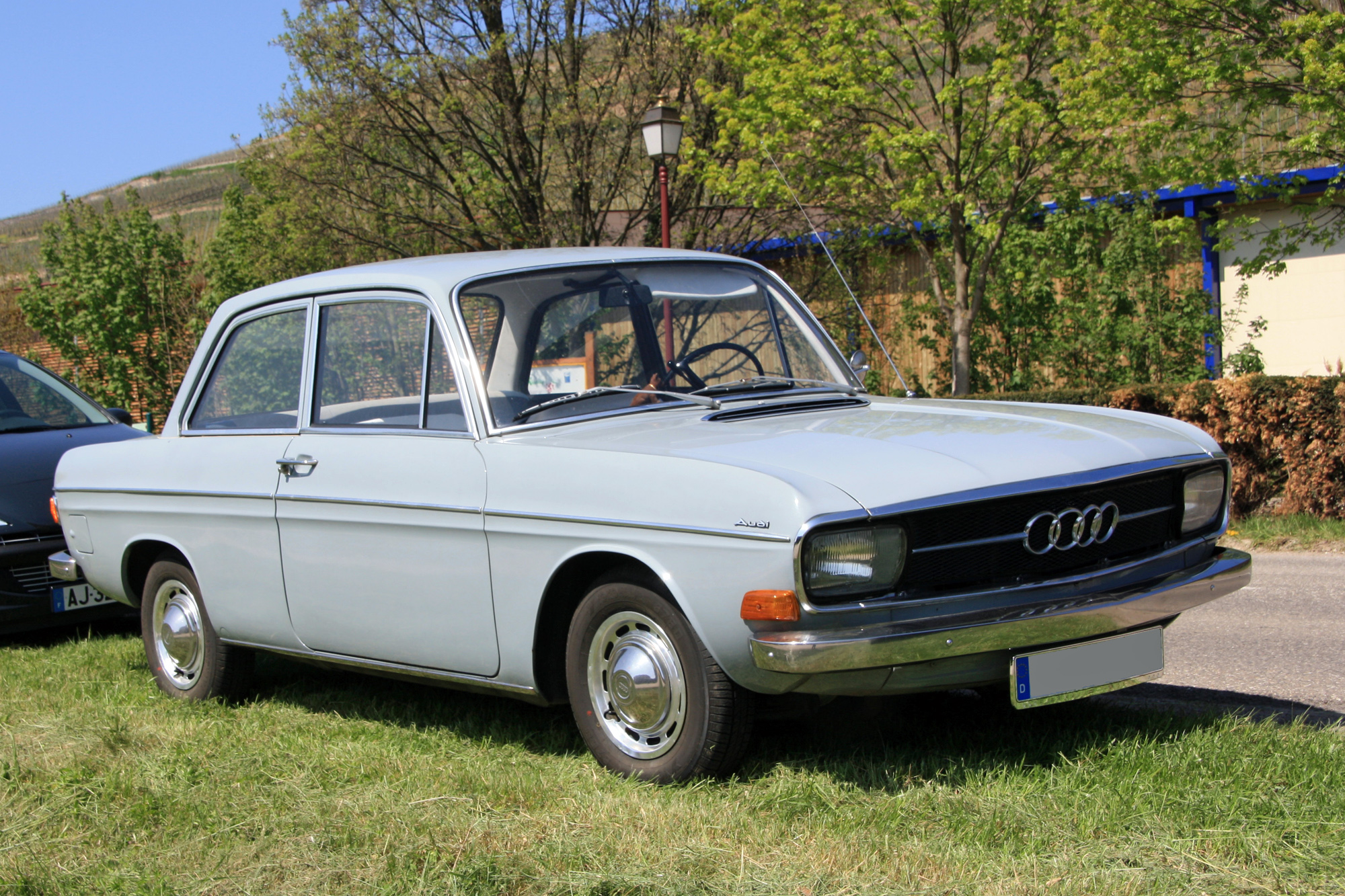 Audi 60