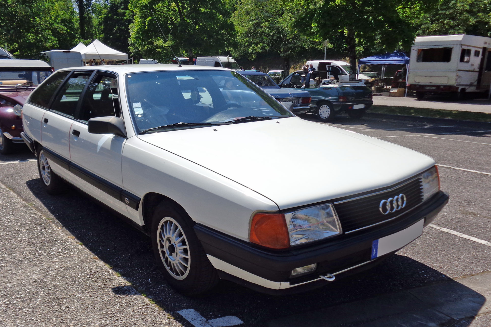 Audi 100 C3