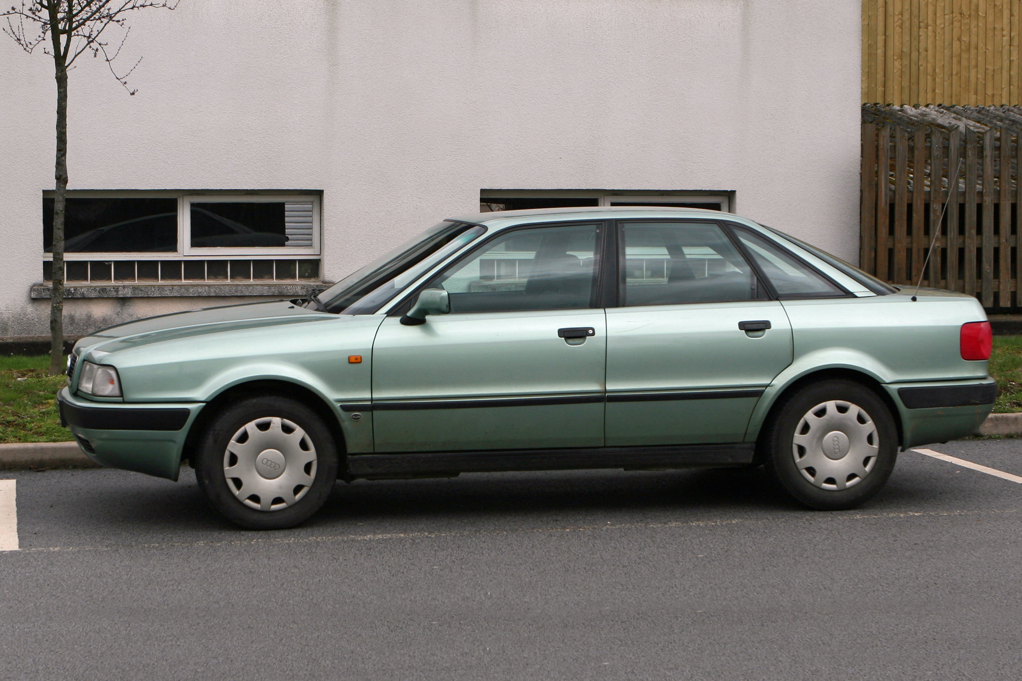 Audi 80 B4