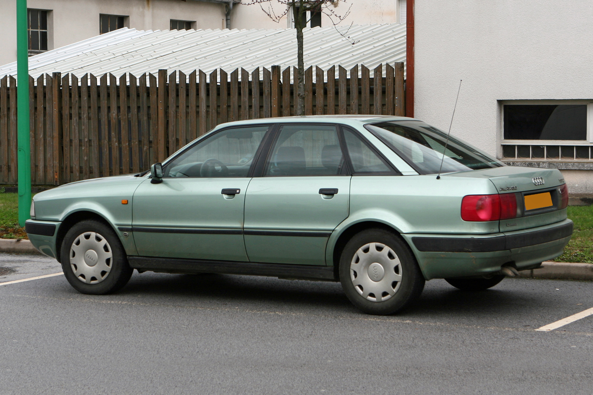 Audi 80 B4