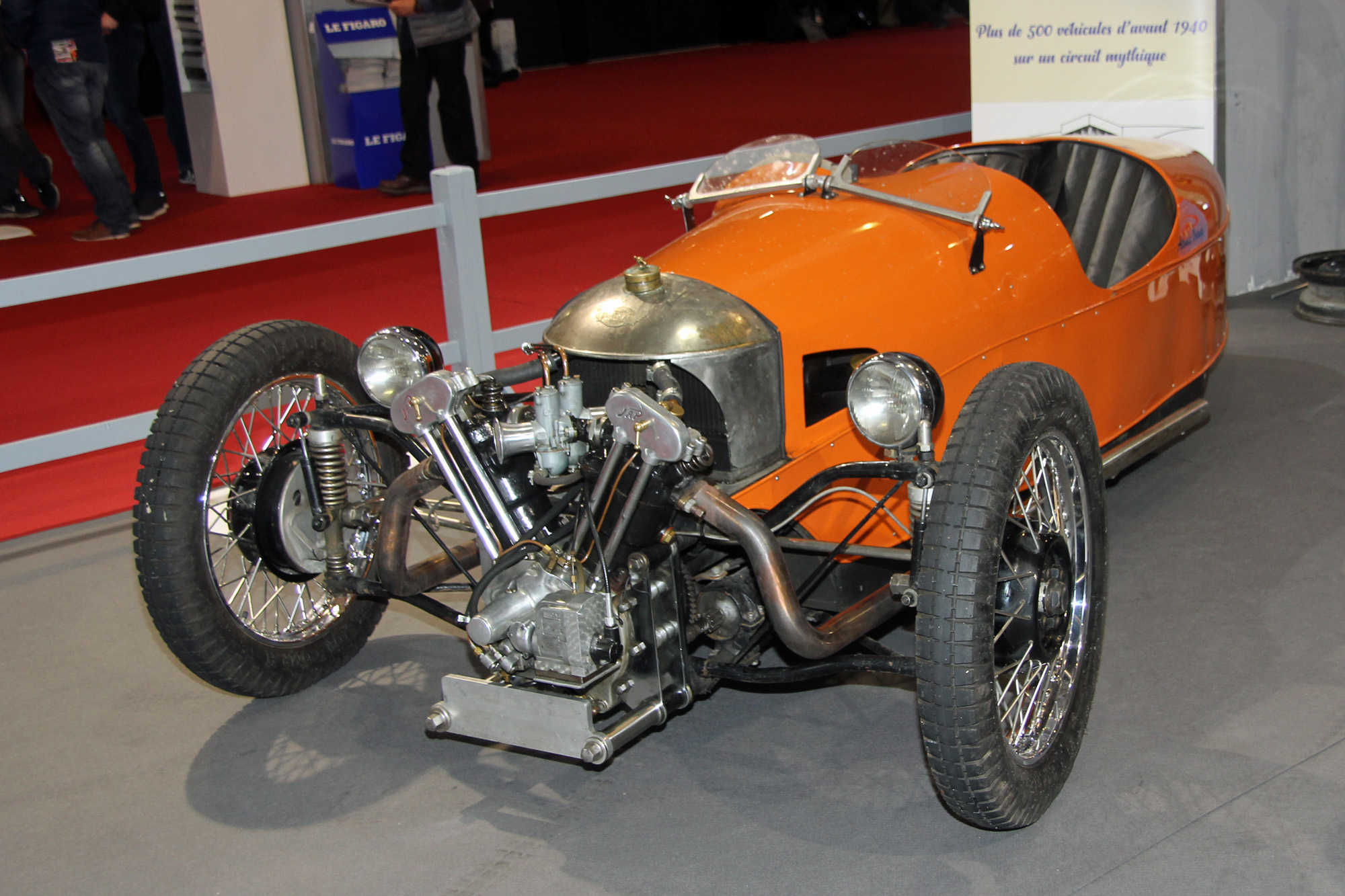 Morgan Morgan Atomic Orange