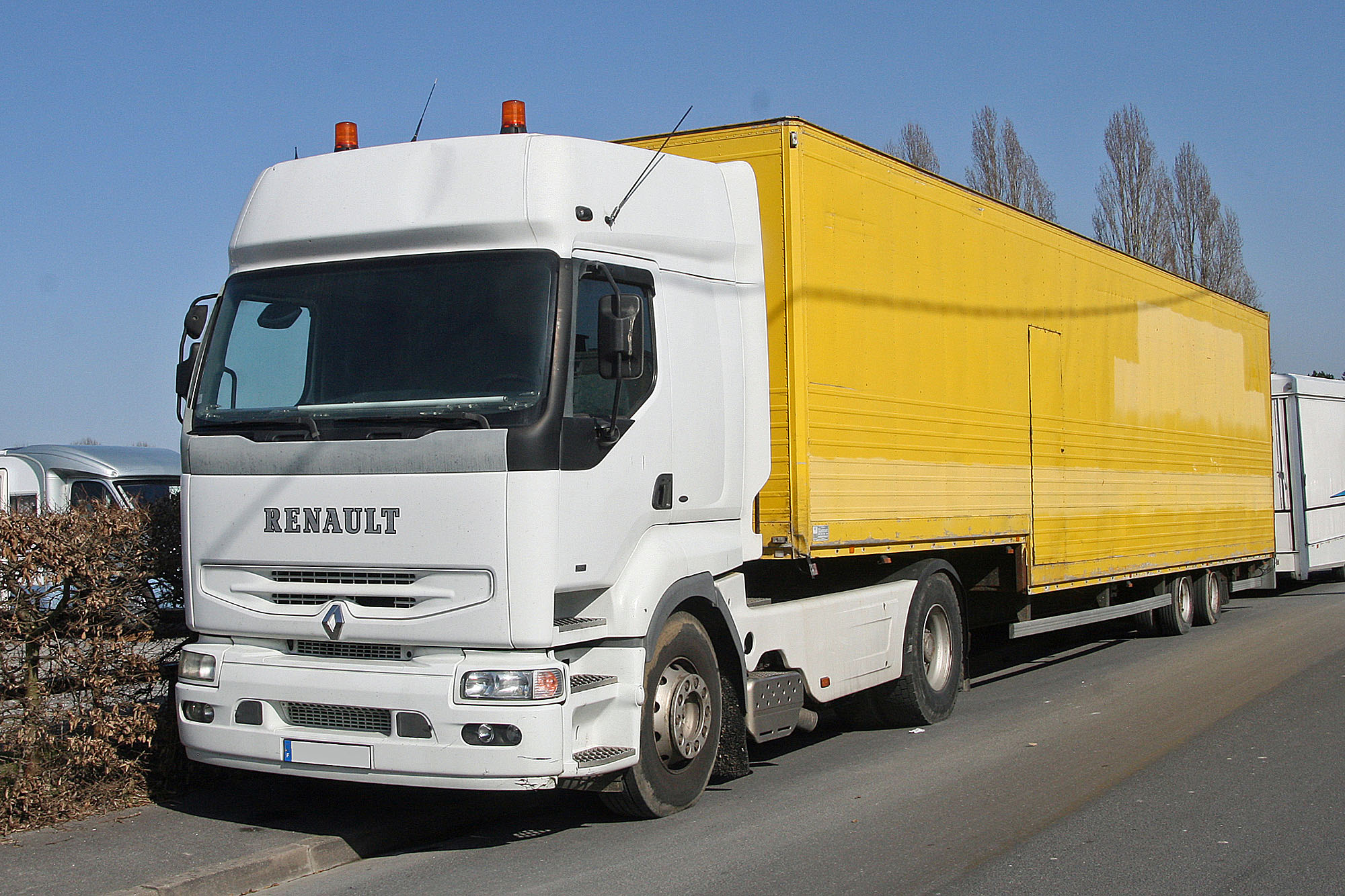 Renault Premium