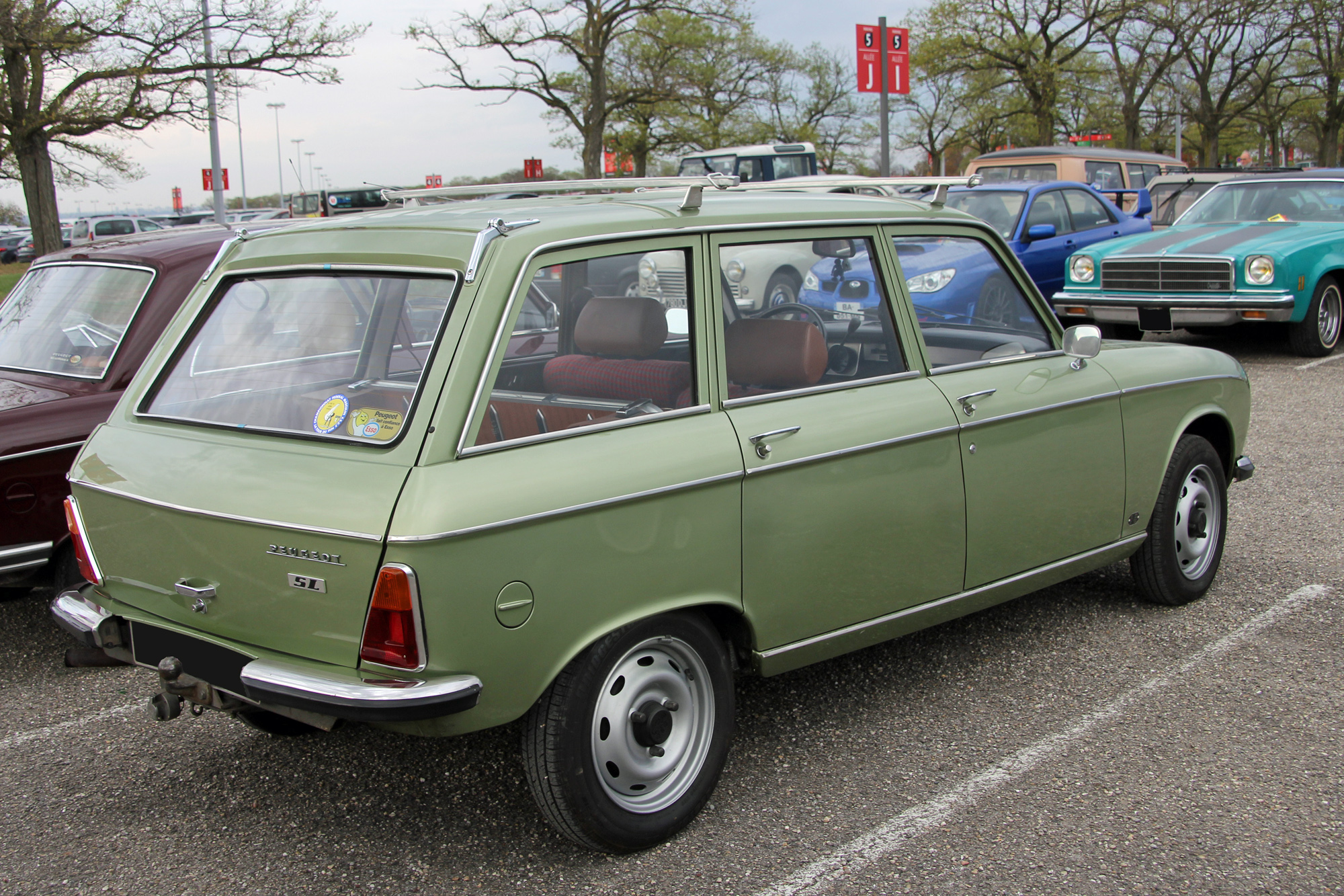 Peugeot 304