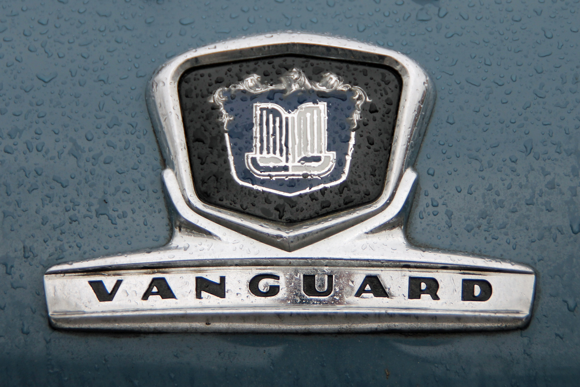 Standard Vanguard 6