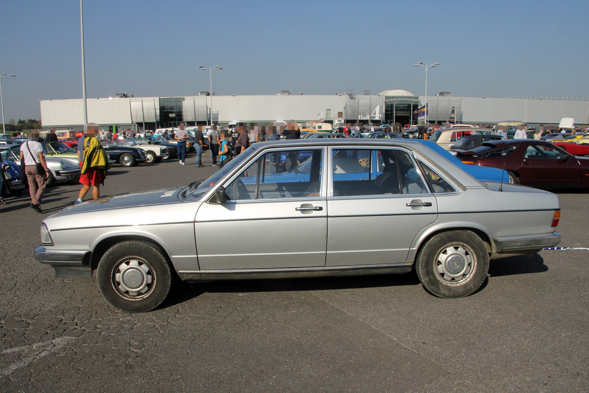 Audi 100 C2