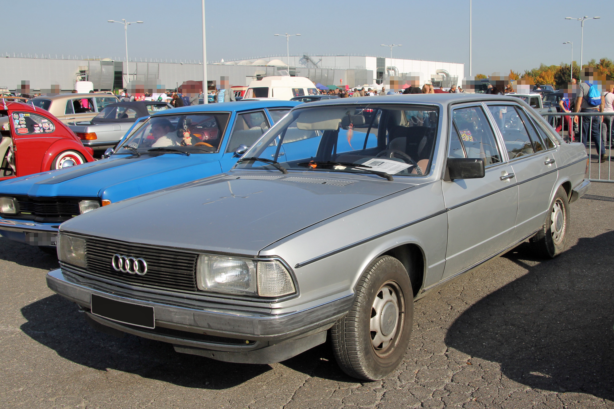 Audi 100 C2