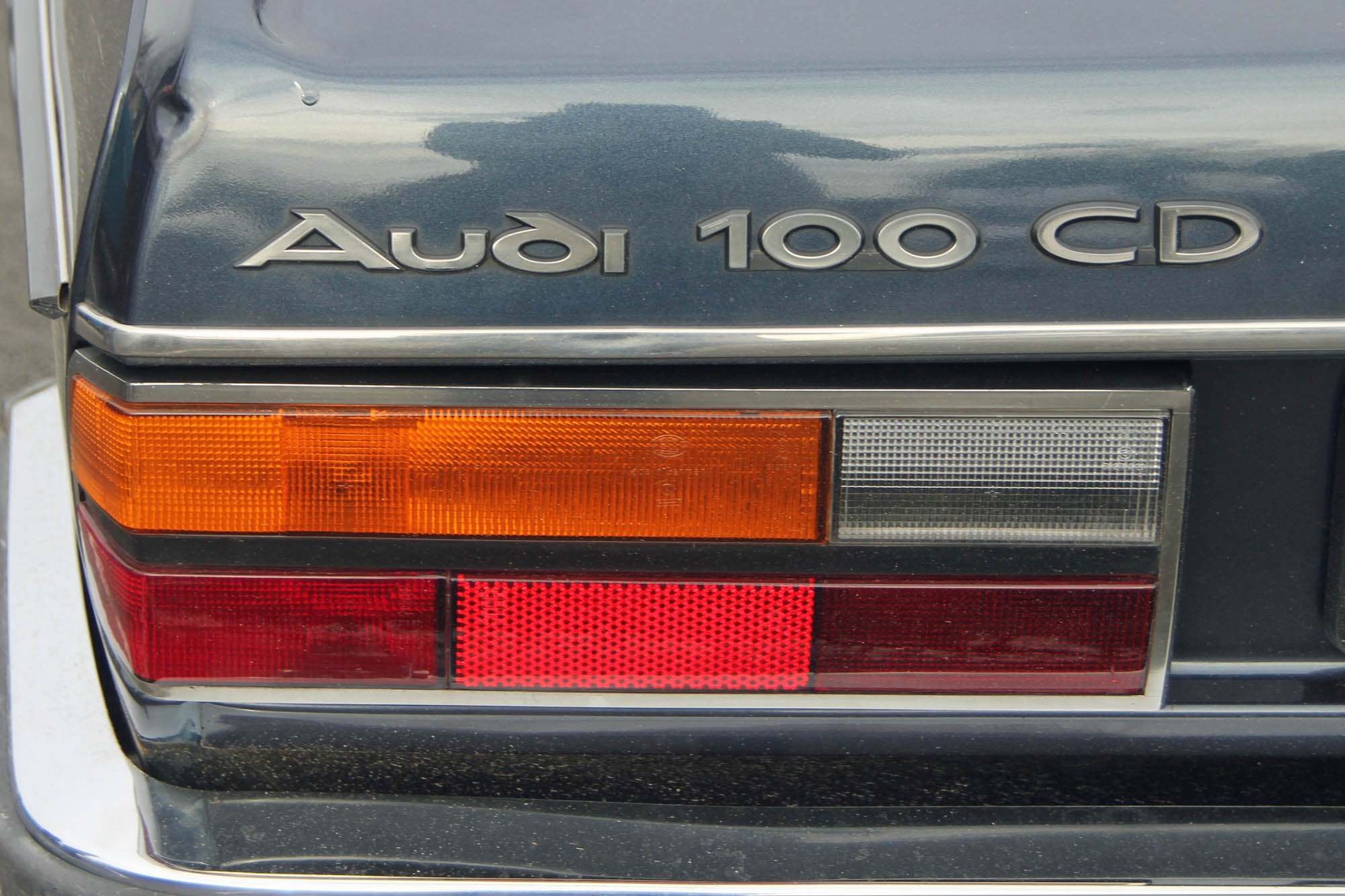 Audi 100 C2