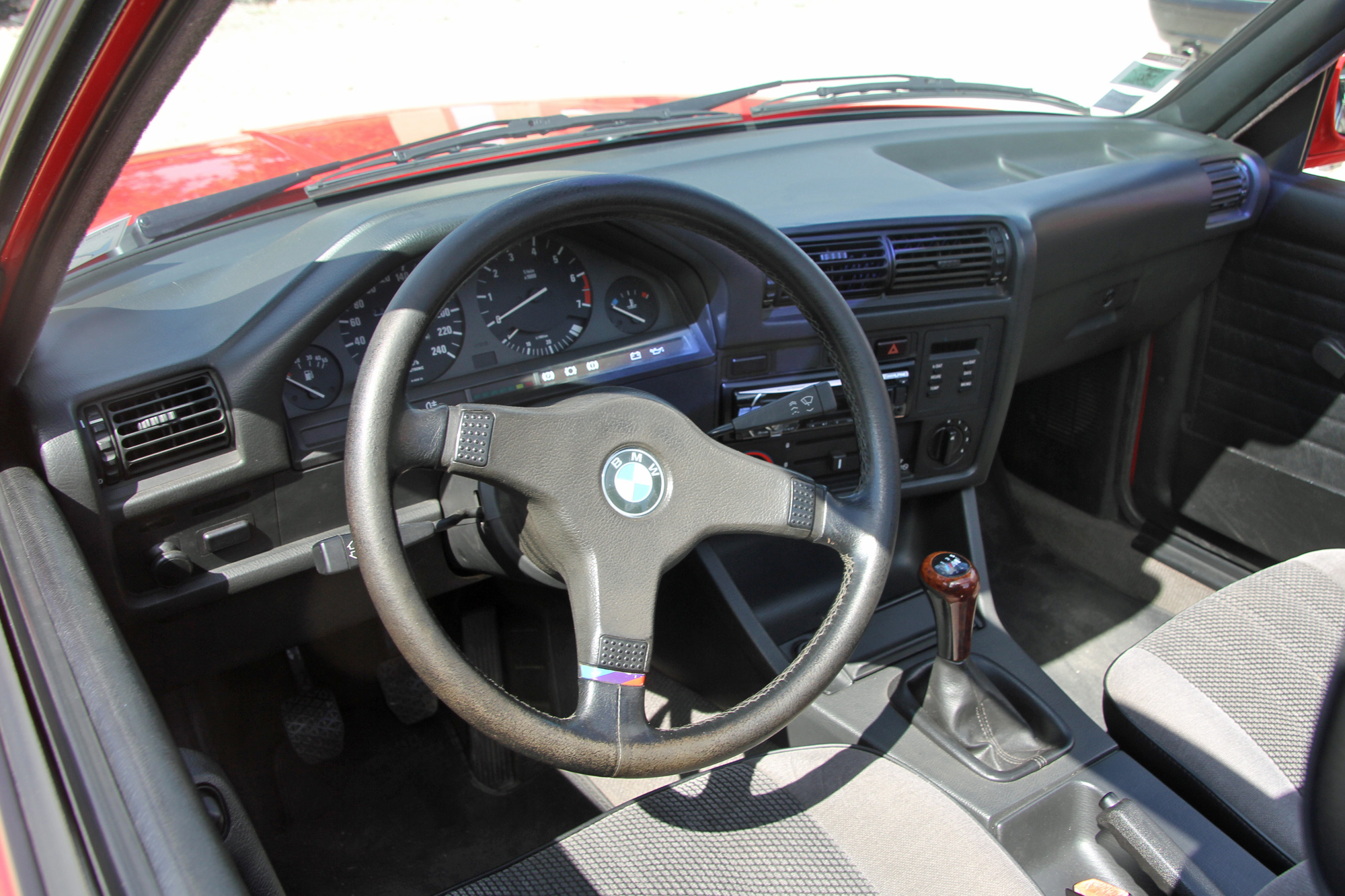 BMW Série 3 E30 phase 2