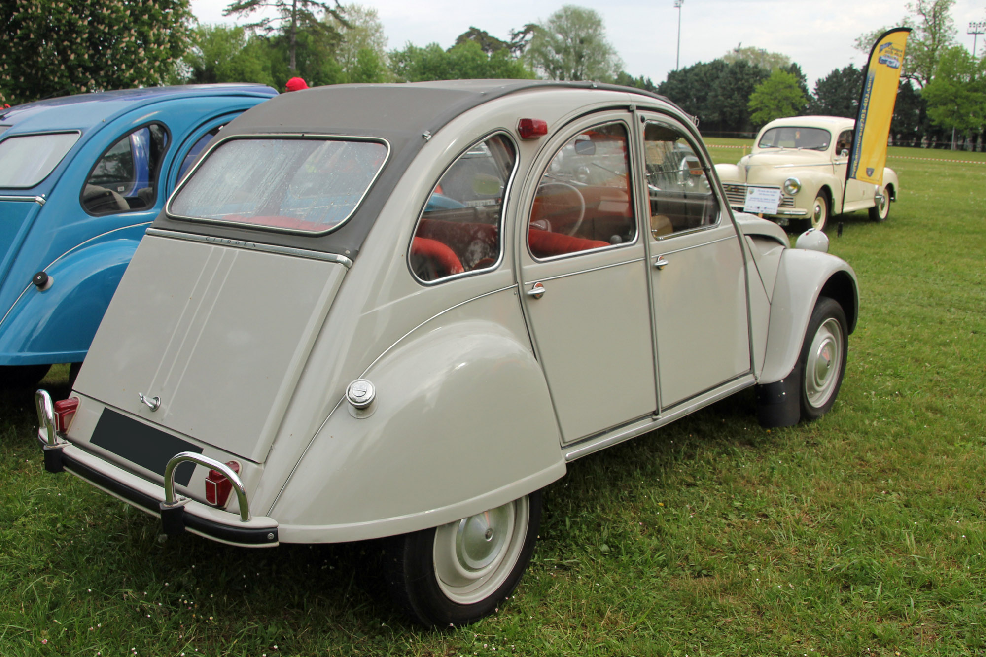 Citroën 2cv AZAM