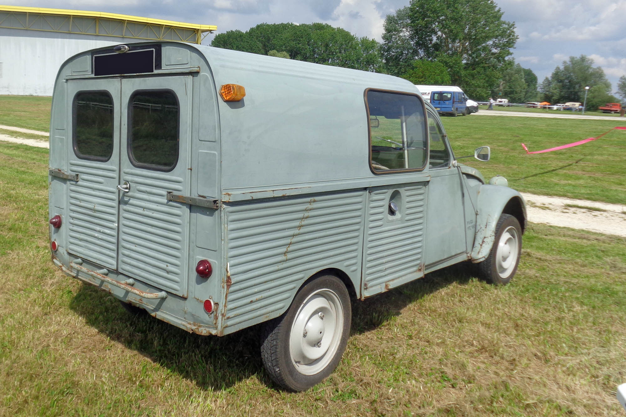 Citroën 2cv AK 350