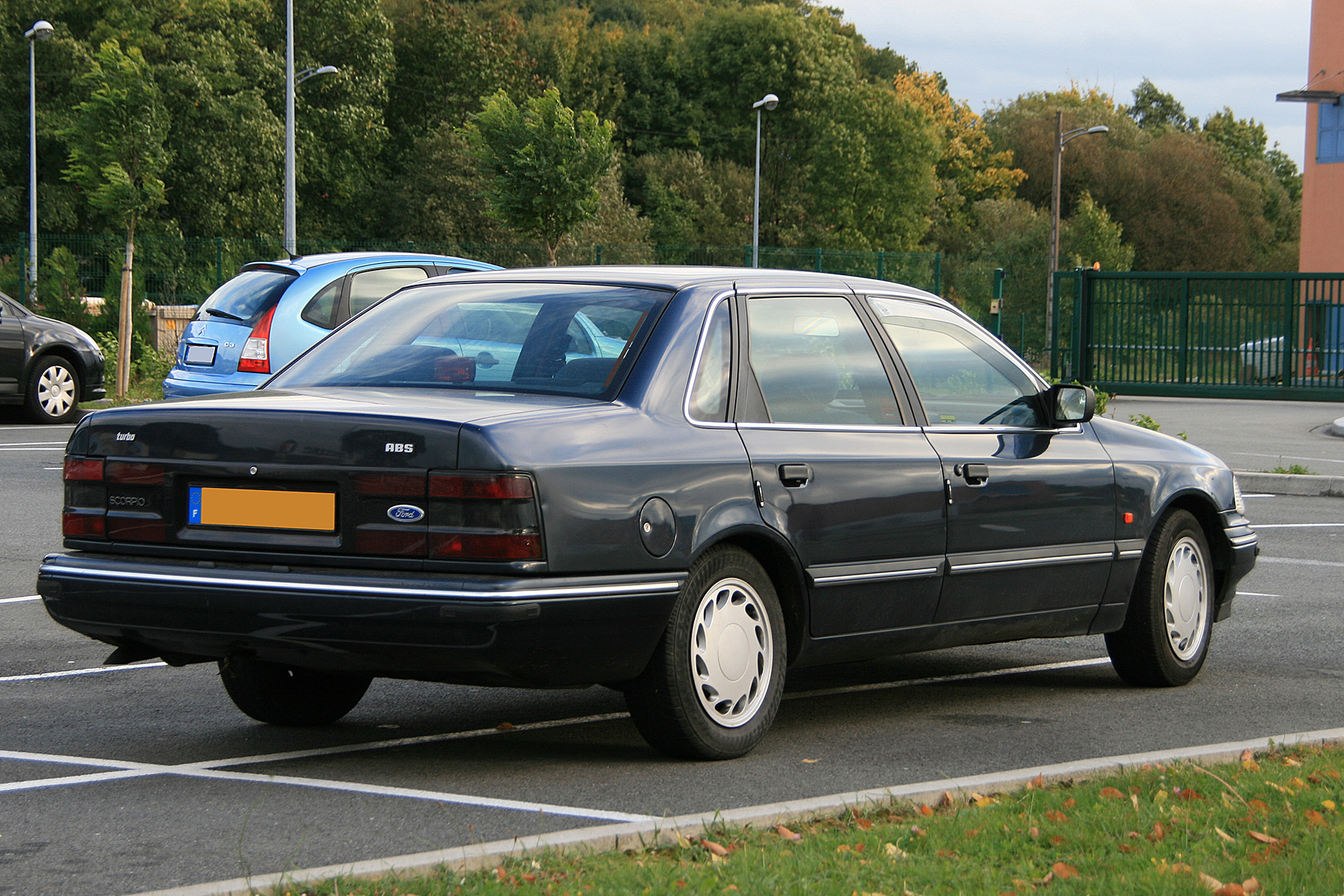 Ford Germany Scorpio 1