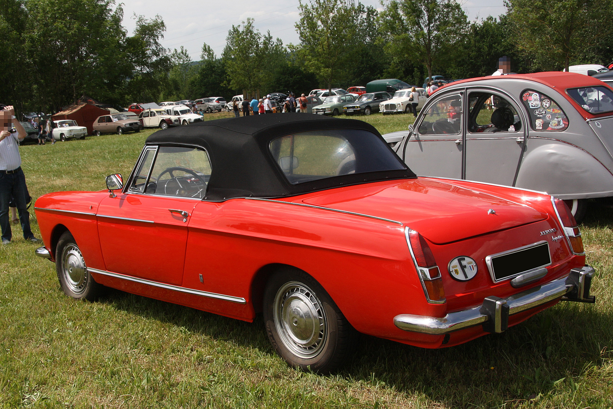 Peugeot 404 cabriolet et coupé