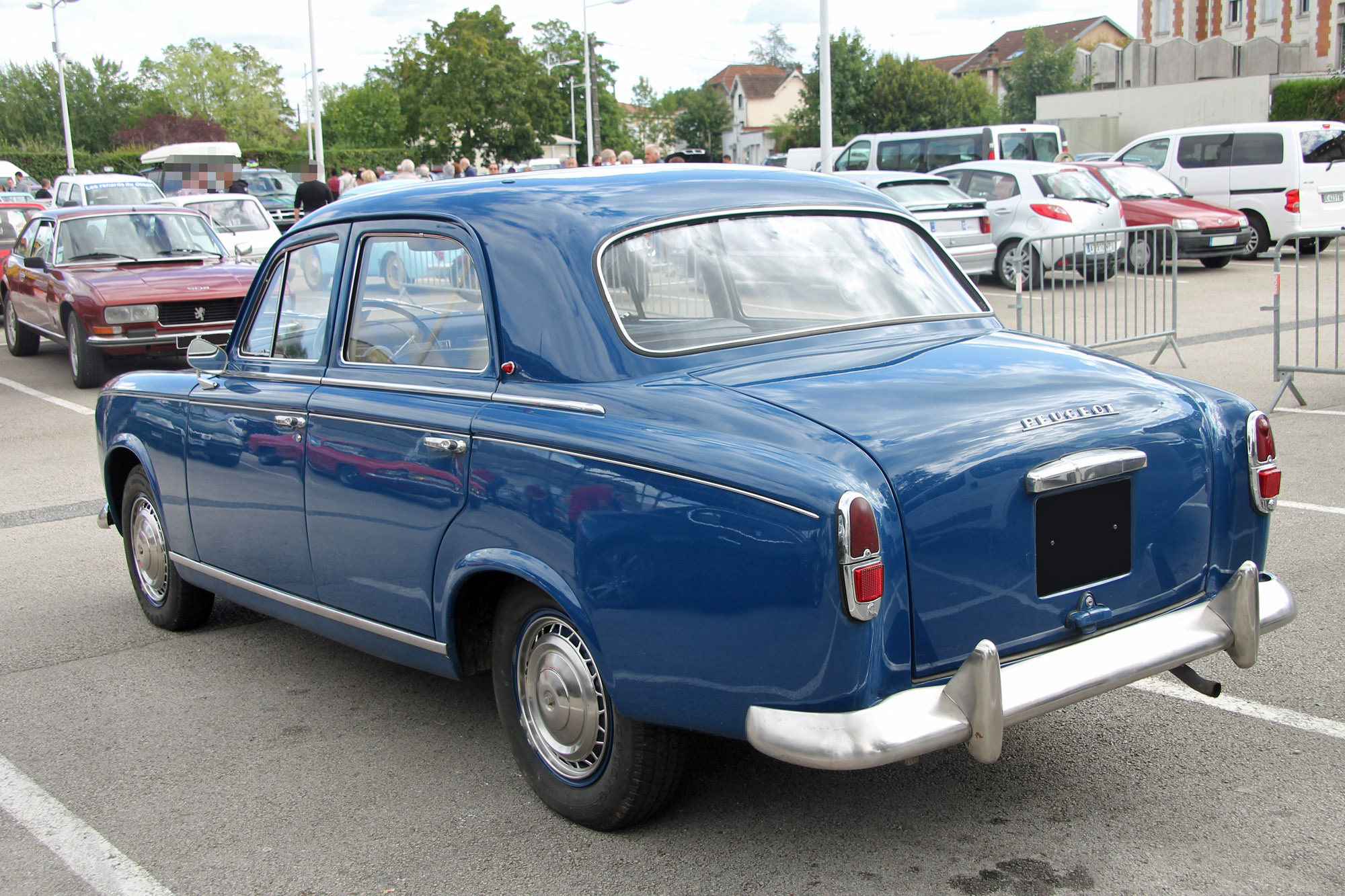 Peugeot 403