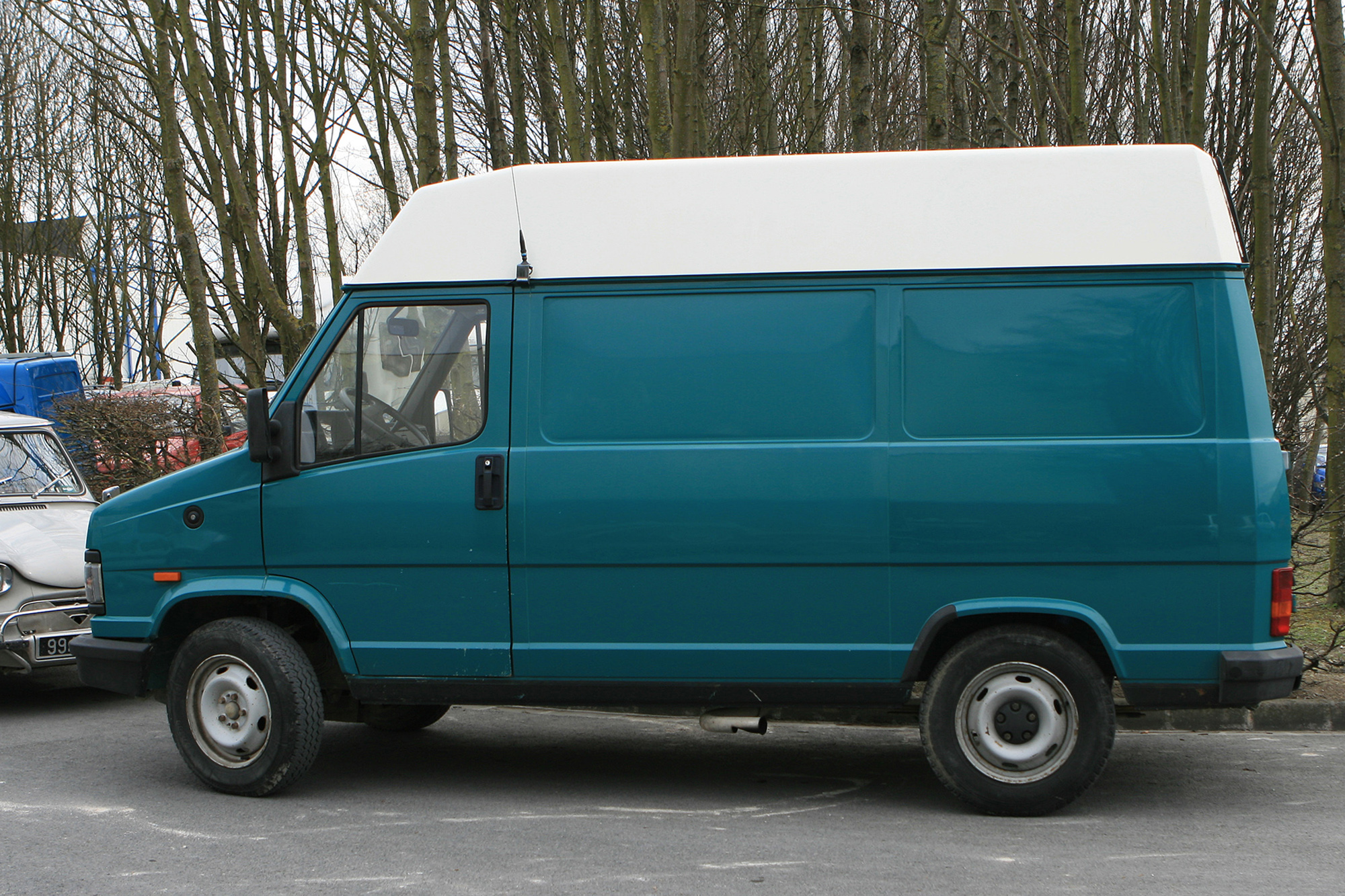 Peugeot J5 2