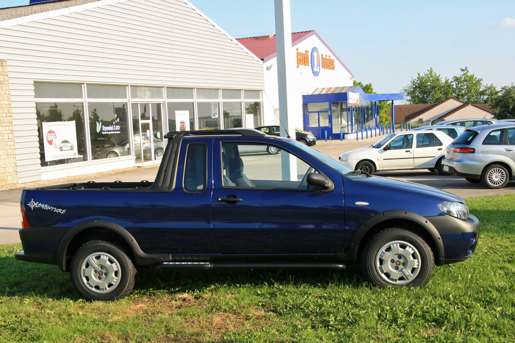 Fiat Strada 2