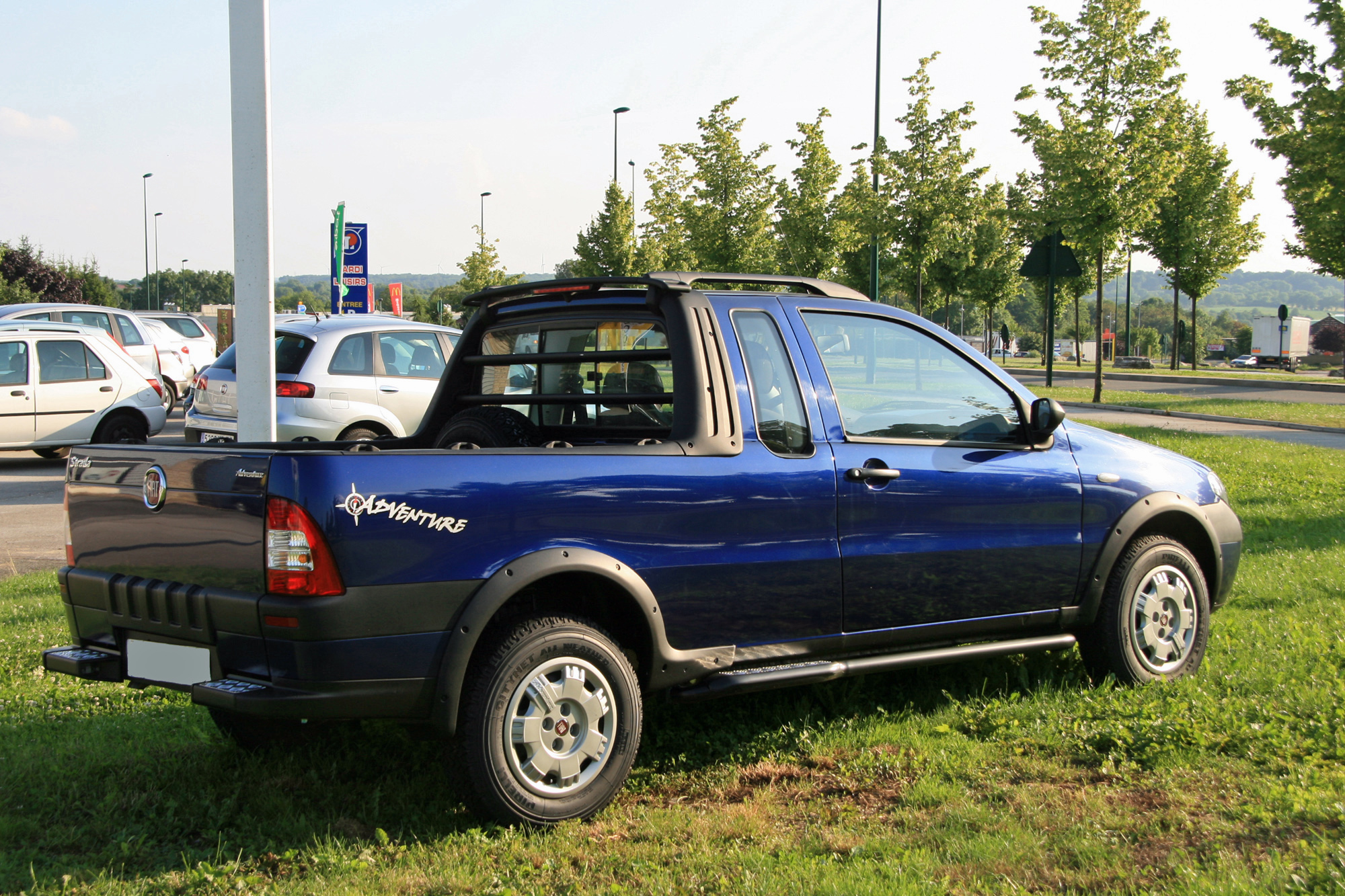 Fiat Strada 2