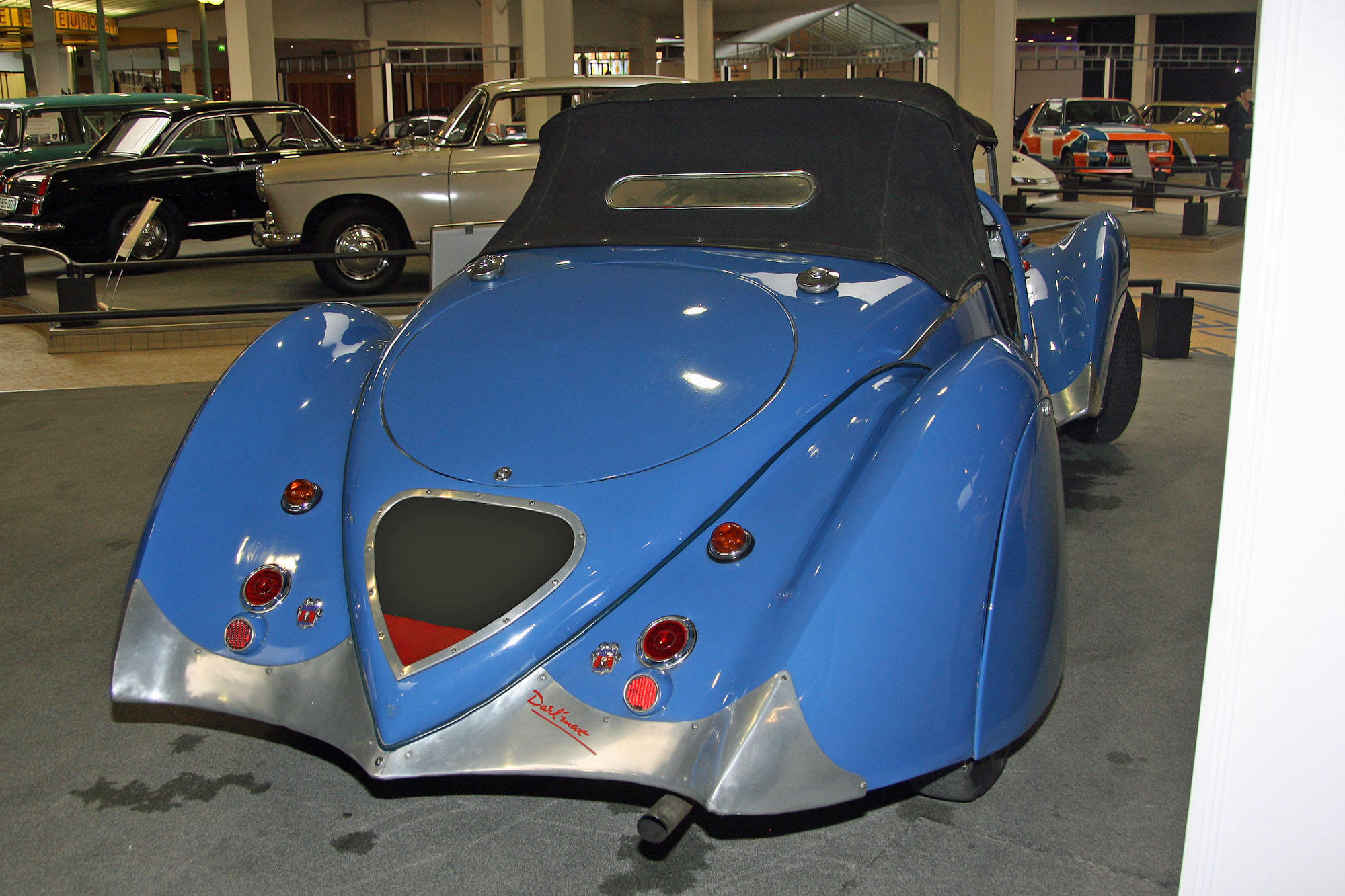 Peugeot 302 Darl mat