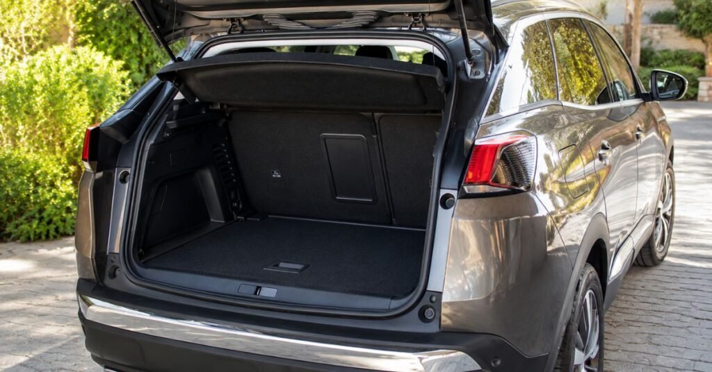 volume du coffre peugeot 3008